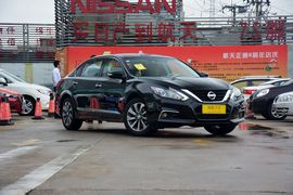 2016款日产新天籁公爵 2.5XV VIP旗舰版