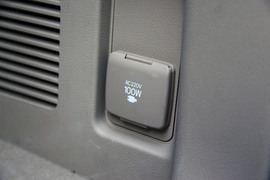 2010款丰田普拉多4．0L深度测试