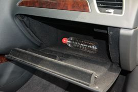 2016款奥迪A4L 35TFSI典藏版 S line舒适型