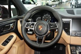 2017款保时捷Macan 2.0T 改款