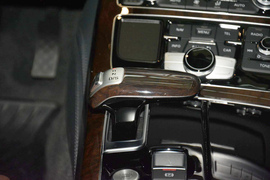 2016款奥迪A8L 50TFSI quattro尊贵型