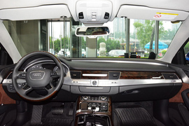 2016款奥迪A8L 50TFSI quattro尊贵型
