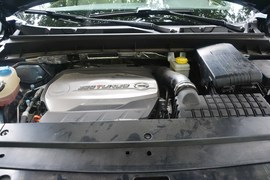 2017款广汽传祺GS8 320T四驱至尊版