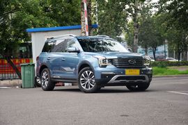 2017款广汽传祺GS8 320T四驱至尊版
