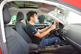 2016款奥迪A3 Limousine 35TFSI自动领英型