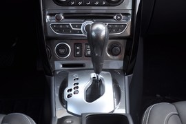 2010款雷诺科雷傲 2.5L四驱BOSE限量版