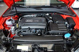 2015款奥迪A3 Limousine 45TFSI S line豪华型