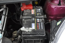 2011款江淮悦悦1.0L 手动豪华型