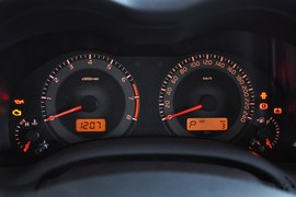 2011款一汽丰田新卡罗拉1.6GL自动型