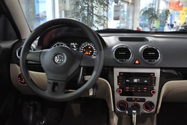 2011款大众朗逸1.4TSI DSG品雅版