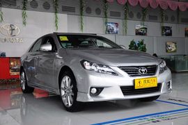 2010款一汽丰田新锐志2.5V风尚箐英版
