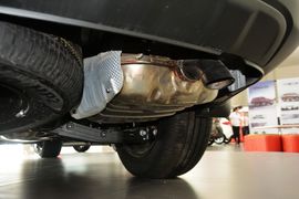 2016款起亚索兰托L 2.4L汽油4WD定制版 7座 国V