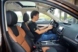 2016款吉利远景SUV 1.3T CVT