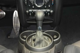 2016款MINI COUNTRYMAN 1.6T COOPER S ALL4装备控