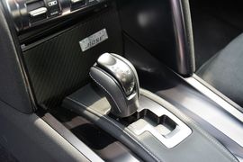   2015款日产GT-R 3.8T动感酷黑内饰版