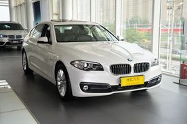 2017款宝马528Li豪华设计套装