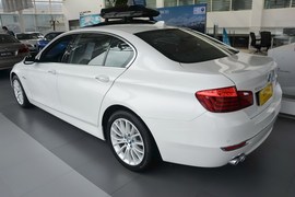 2017款宝马528Li豪华设计套装