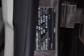 2011款沃尔沃XC60 2.0T智尊版