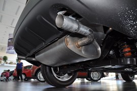 2011款沃尔沃XC60 2.0T智尊版