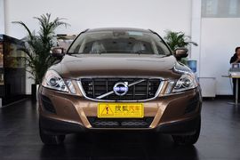 2011款沃尔沃XC60 2.0T智尊版