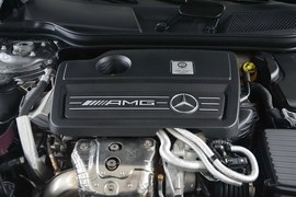 2016款奔驰A45 AMG 4MATIC