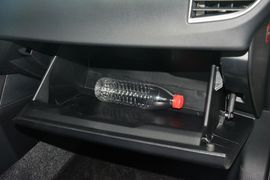 2014款丰田卡罗拉1.6L GL-i CVT