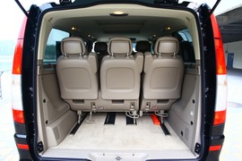 2010款奔驰维雅诺2.5L尊贵版