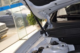 2010款现代新胜达2.4L 舒适版
