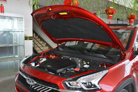 2016款奇瑞瑞虎7 2.0DVVT-CVT耀臻版