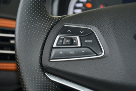 2016款奇瑞瑞虎7 2.0DVVT-CVT耀臻版