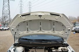 2016款中华V3 1.5L自动智能型