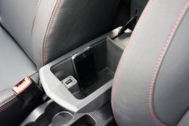 2016款中华V3 1.5L自动智能型