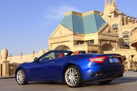 2010款玛莎拉蒂GranCabrio 4.7L试驾图组