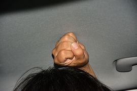 后排头部空间