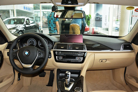 2016款宝马328Li xDrive豪华设计套装