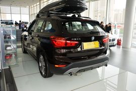 2016款宝马X1 sDrive20Li豪华型