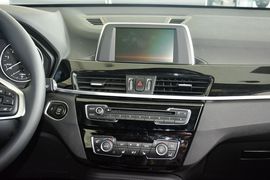 2016款宝马X1 sDrive20Li豪华型
