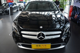 2016款奔驰GLA200时尚型