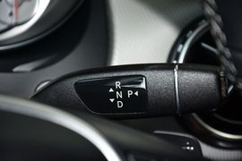 2016款奔驰GLA200时尚型