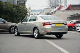 2016款斯柯达速派330TSI DSG创行版