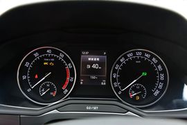 2016款斯柯达速派330TSI DSG创行版