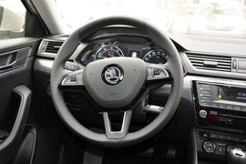 2016款斯柯达速派330TSI DSG创行版