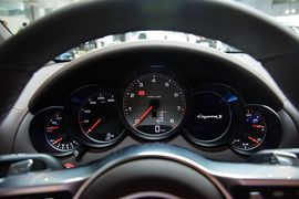 2015款保时捷Cayenne S 3.6T