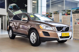 2011款沃尔沃XC60 2.0T 智雅版