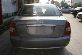 2010款奔腾2.3手自一体豪华型实拍