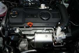 2011款大众迈腾1.4T DSG标准型实拍