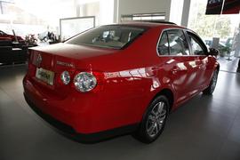 2010款速腾1.6 手动天窗舒适型实拍