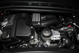 2010款宝马318i领先型实拍