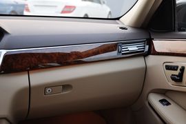 2011款奔驰E200 CGI优雅型