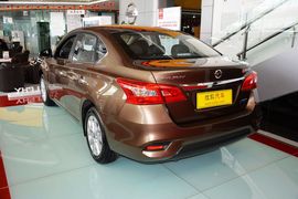 2016款日产轩逸1.6XV CVT智享版
